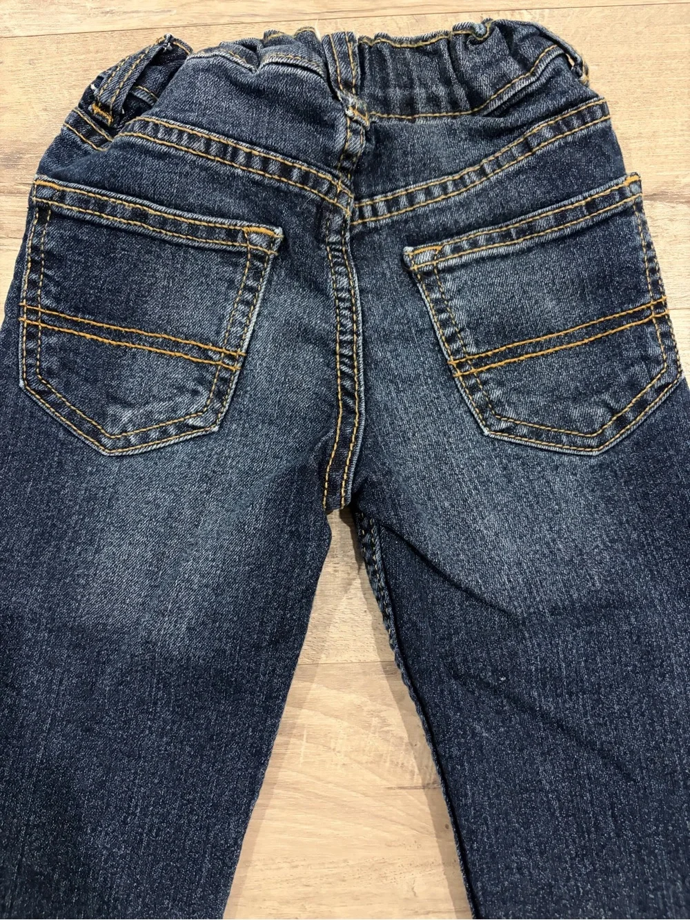NWOT OshKosh B'gosh Toddler Faded Blue Wash Classic Fit size 2T adjustable waist